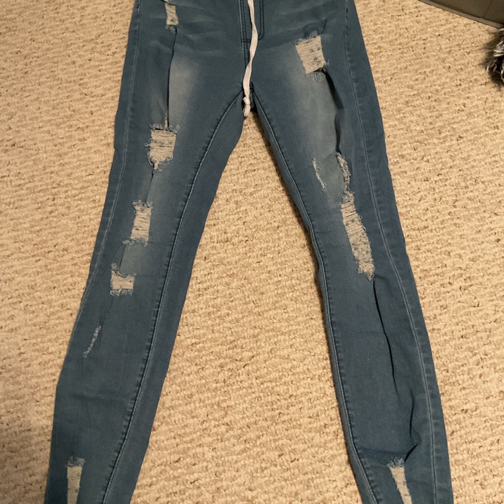 TEMU Stylish Blue Distressed Women's Jeans Drawstring waist, size Large NWOT